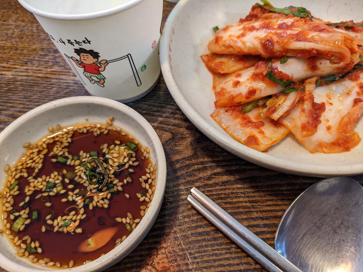 Myeongdong Kalguksu-10
